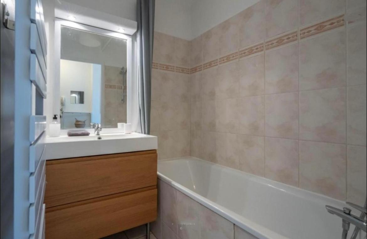 Appartement Castle - 10 Minutes De Disney Bussy-Saint-Georges Eksteriør billede
